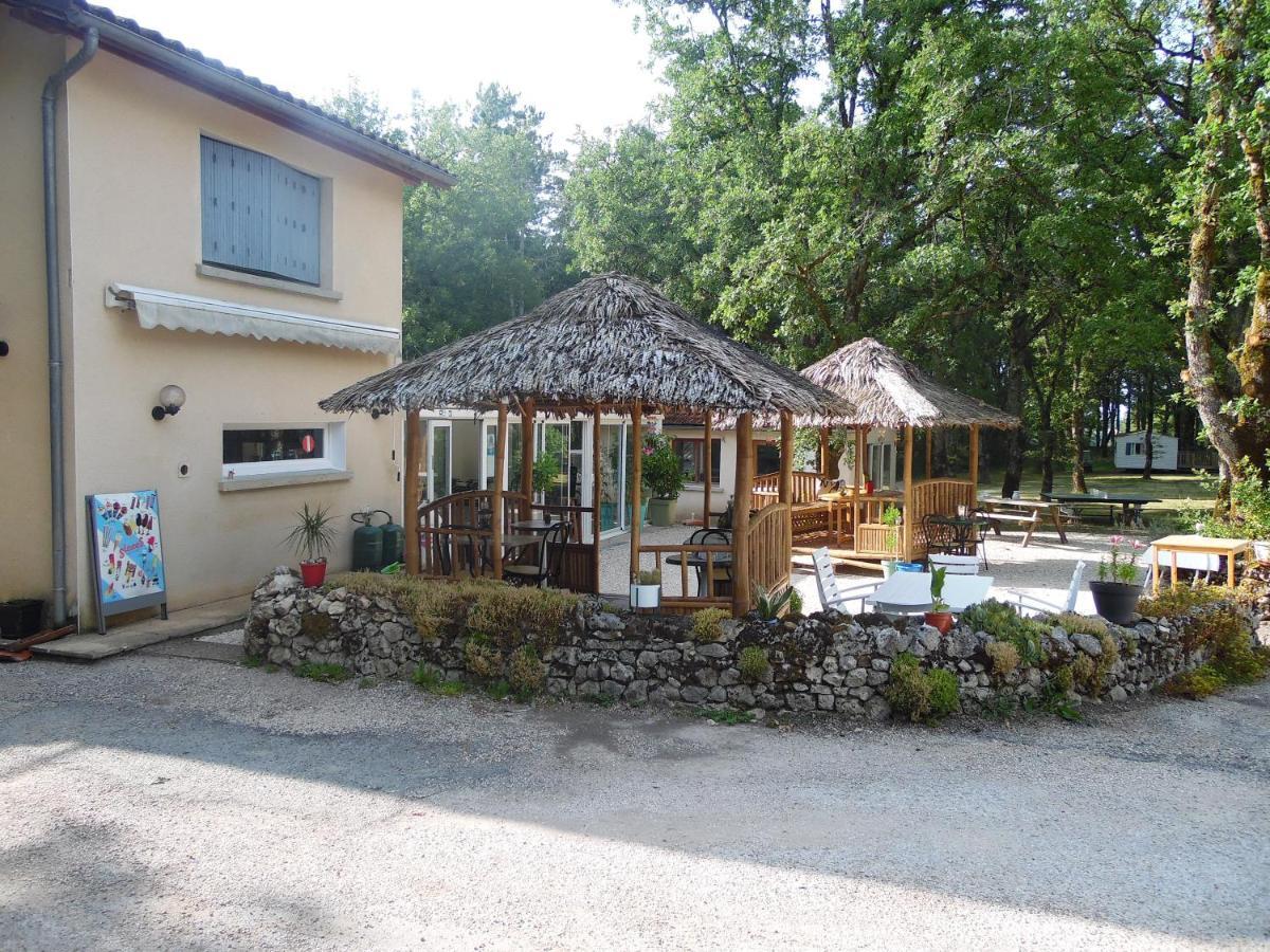 Camping Les Paillotes Payrac エクステリア 写真