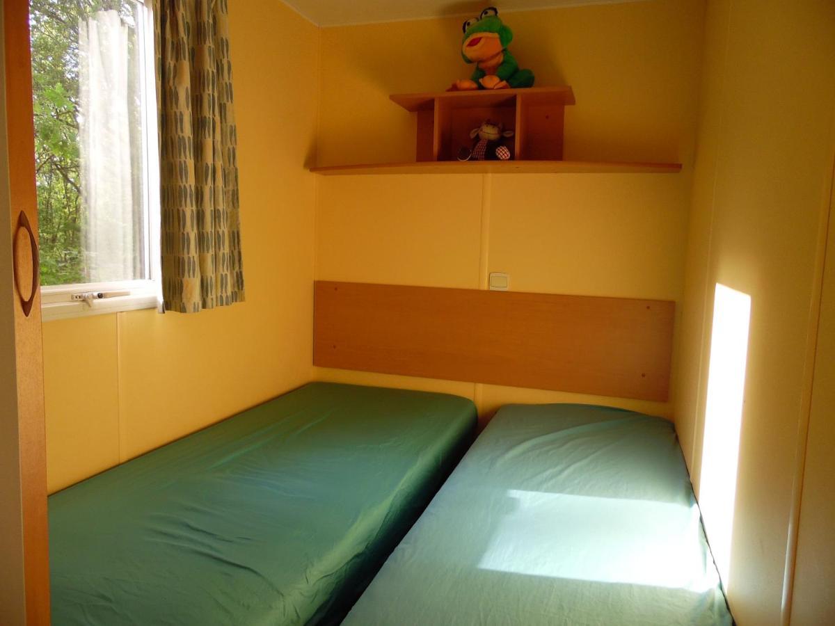 Camping Les Paillotes Payrac エクステリア 写真
