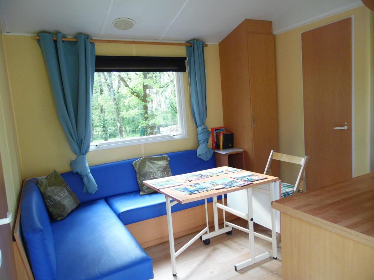 Camping Les Paillotes Payrac エクステリア 写真