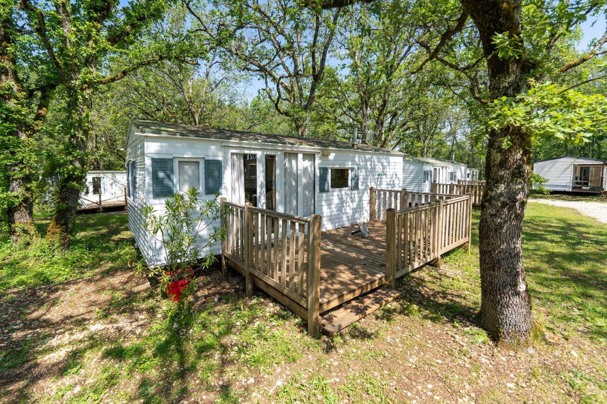 Camping Les Paillotes Payrac エクステリア 写真