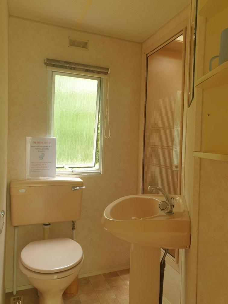 Camping Les Paillotes Payrac エクステリア 写真