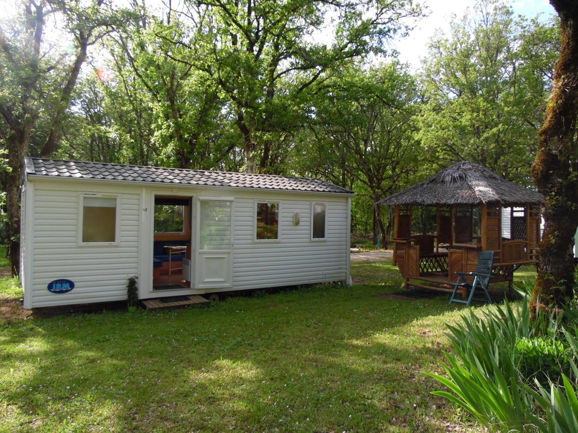 Camping Les Paillotes Payrac エクステリア 写真