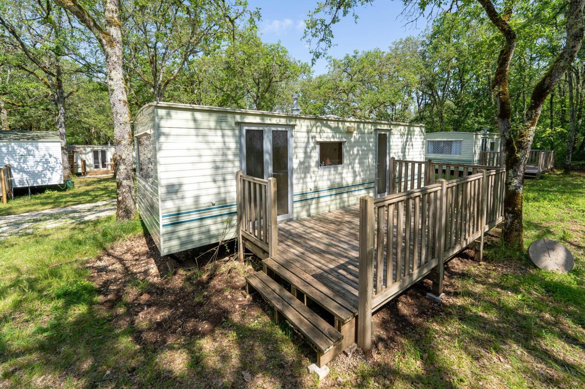 Camping Les Paillotes Payrac エクステリア 写真